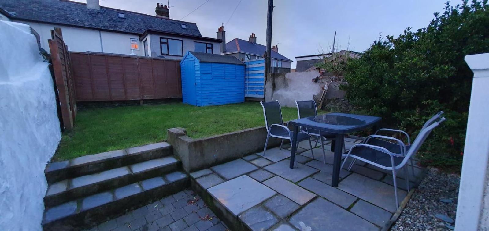 Blodfa Vila Holyhead Exterior foto